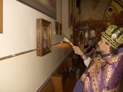 Освящение иконы Паисия Величковского