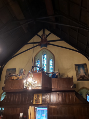 Икона-фигура Пресвятой Богородицы на хорах